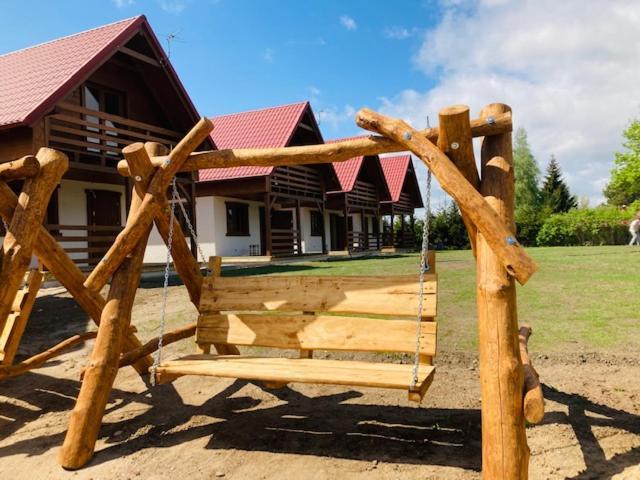 Kalinowy Sad Domki Z Jacuzzi I Sauna Mikołajki Exterior foto